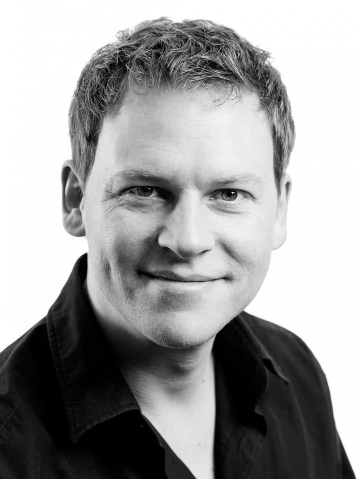 Portrait von Ben in Schwarz-Weiss